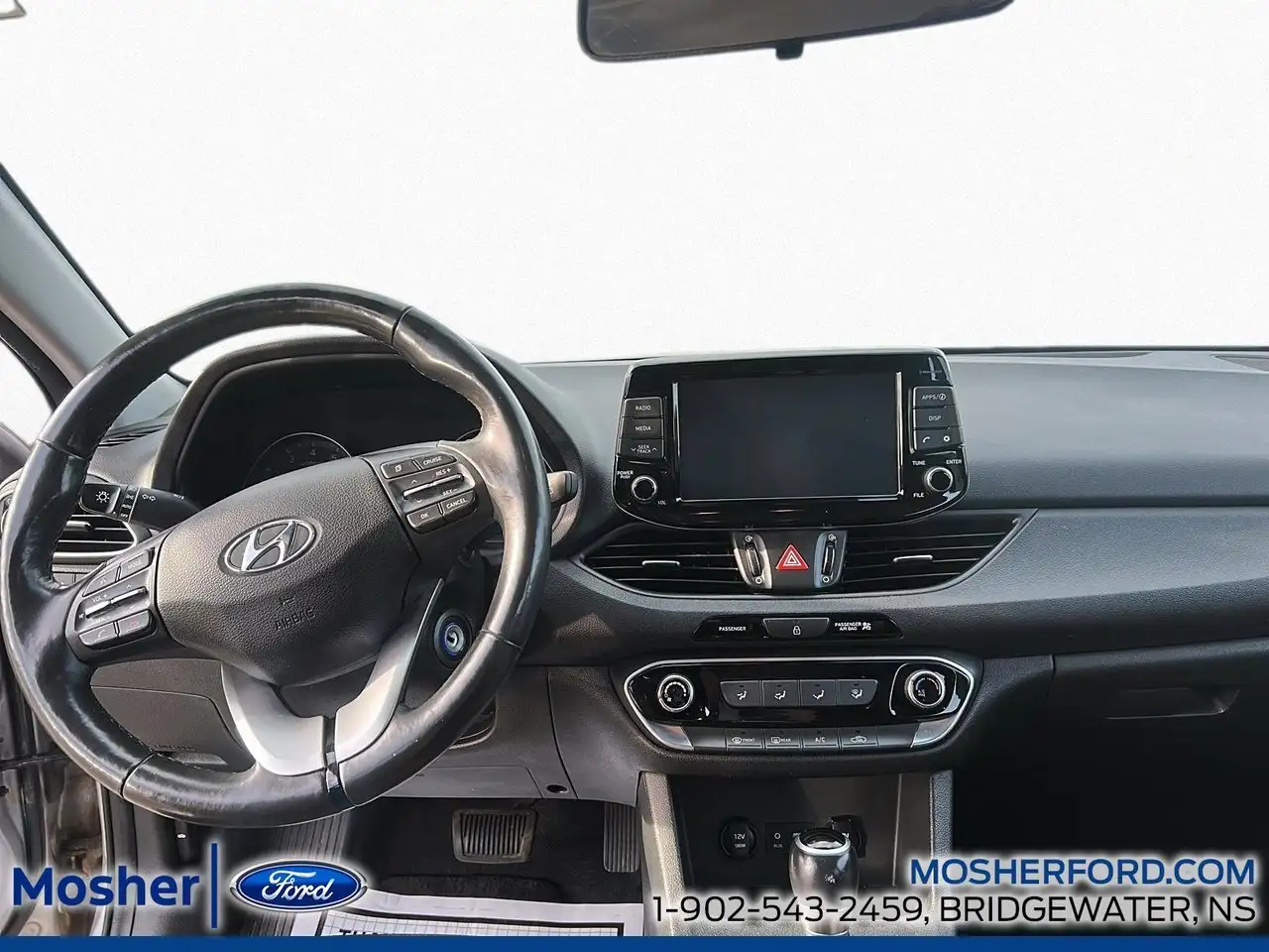 Hyundai ELANTRA снимка Hyundai ELANTRA
