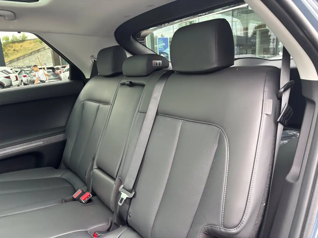 Hyundai IONIQ 5 photo Hyundai IONIQ 5