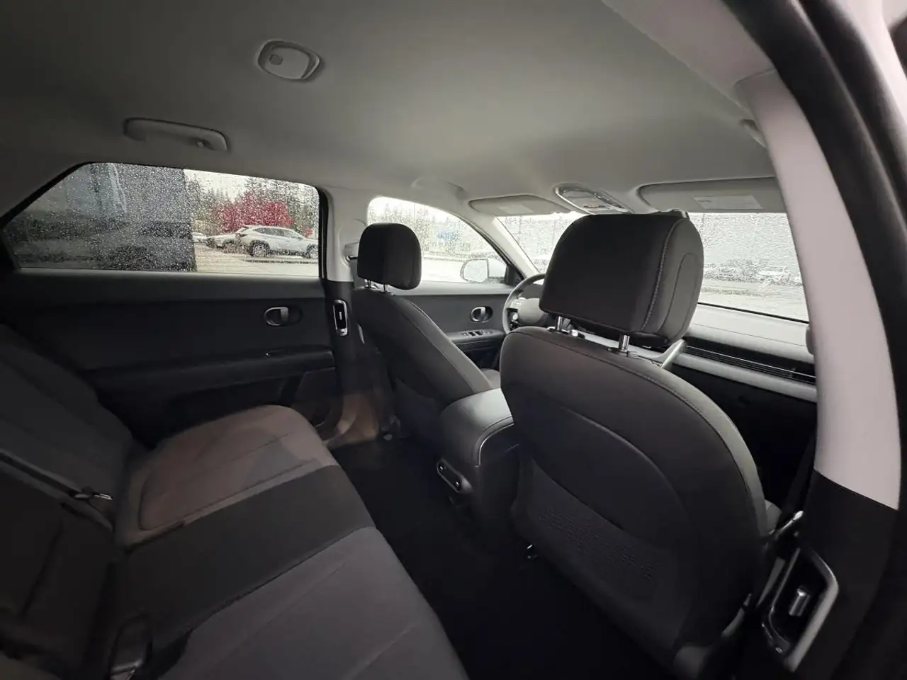 Hyundai IONIQ 5 снимка Hyundai IONIQ 5