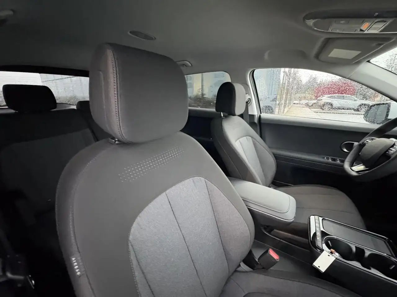 Hyundai IONIQ 5 снимка Hyundai IONIQ 5