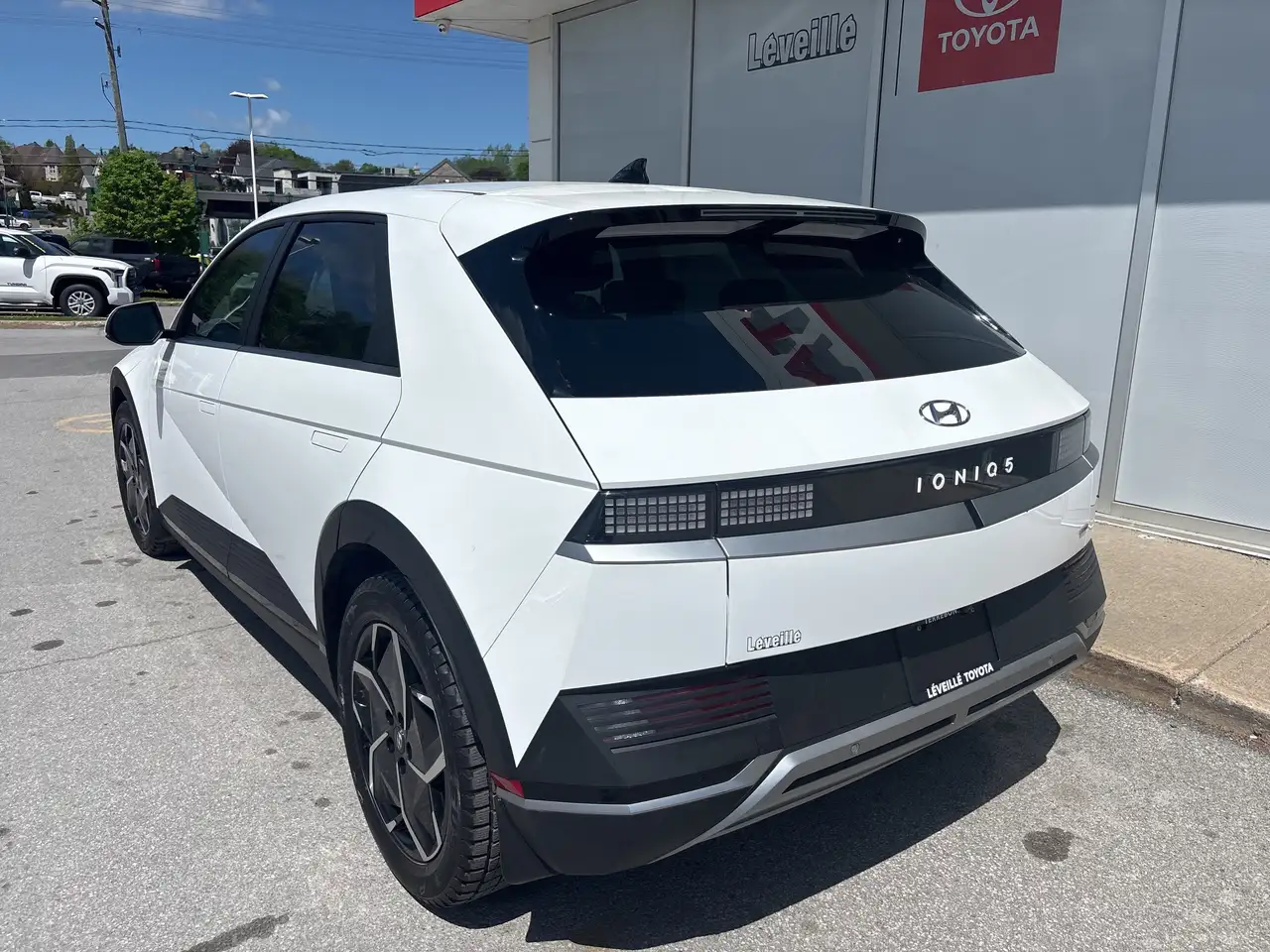 Hyundai IONIQ 5 снимка Hyundai IONIQ 5
