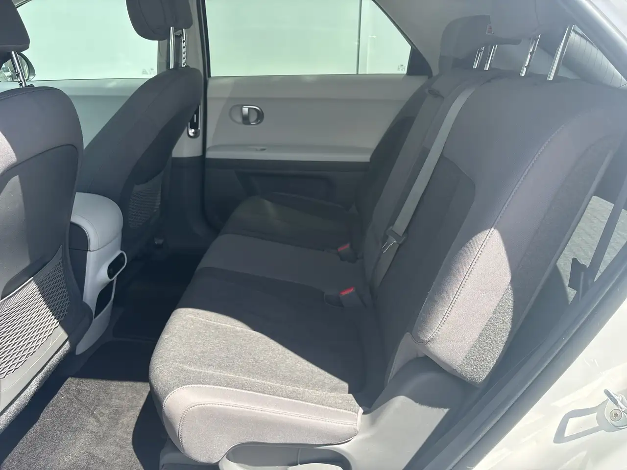 Hyundai IONIQ 5 снимка Hyundai IONIQ 5