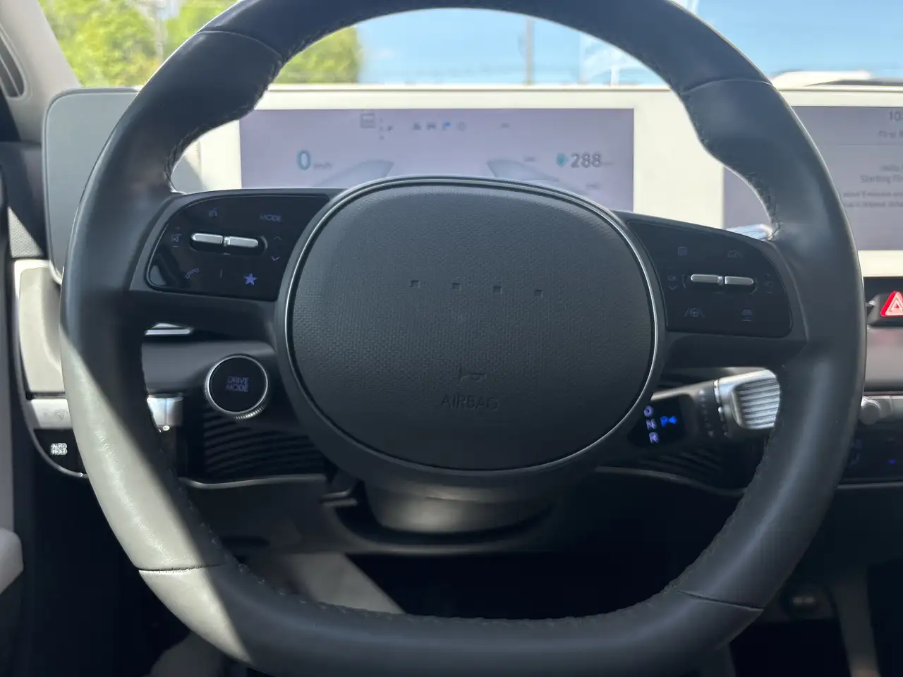 Hyundai IONIQ 5 снимка Hyundai IONIQ 5