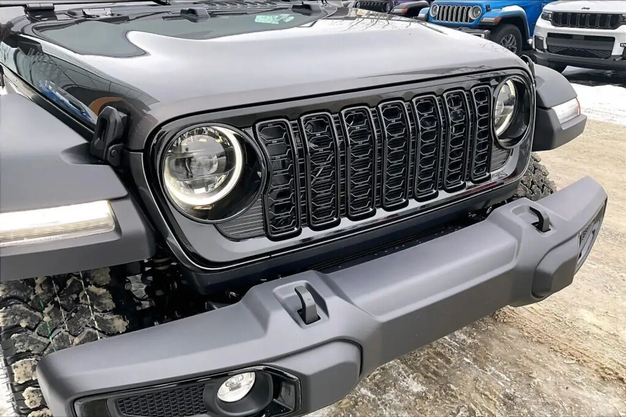 Jeep Wrangler photo Jeep Wrangler
