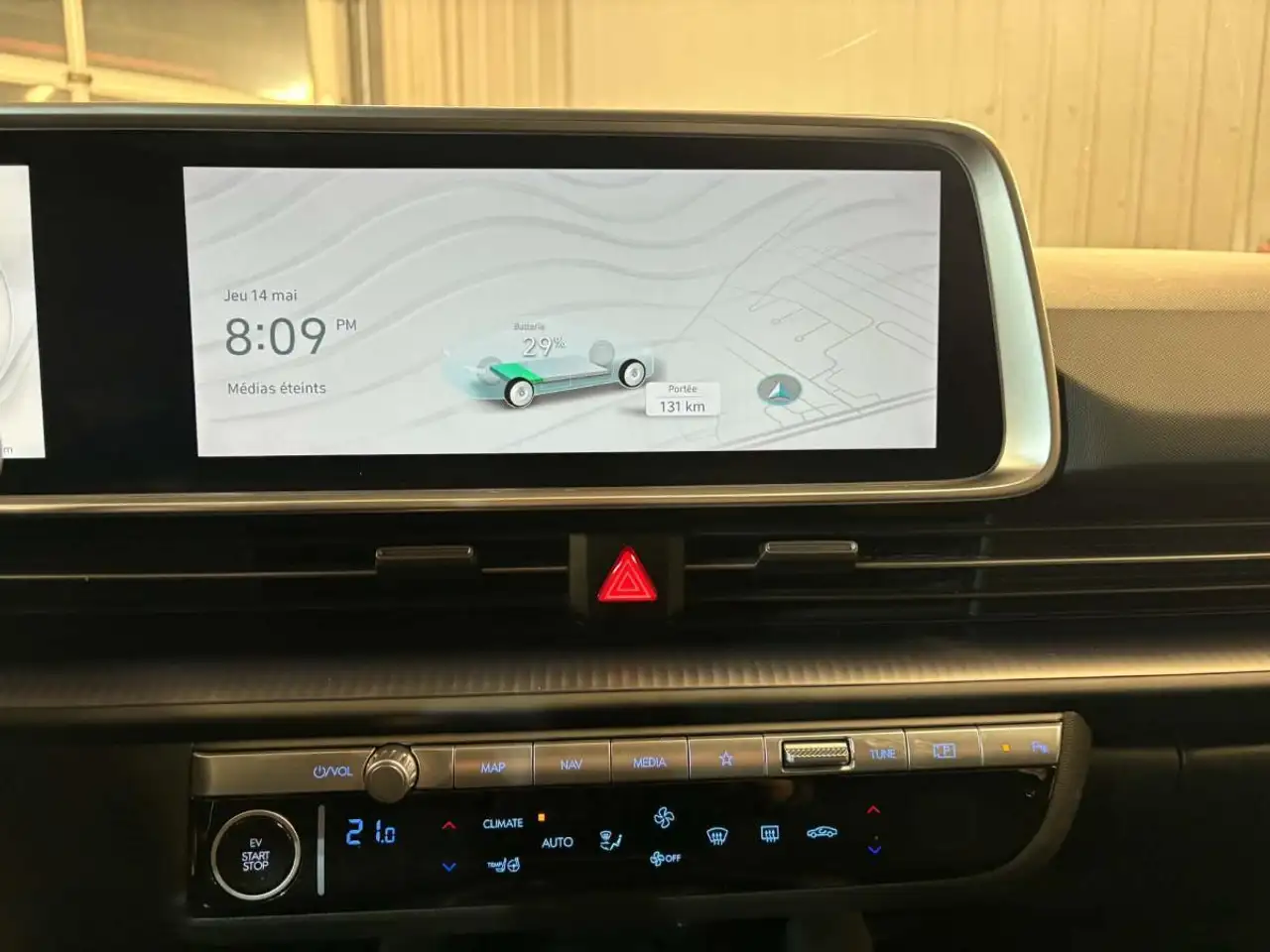Hyundai IONIQ 6 снимка Hyundai IONIQ 6