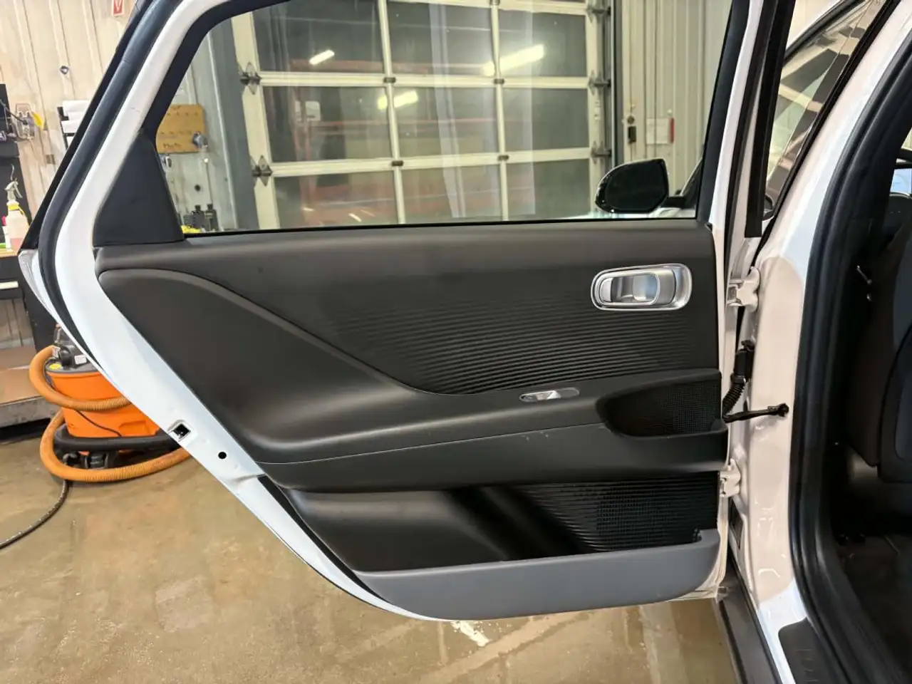 Hyundai IONIQ 6 снимка Hyundai IONIQ 6