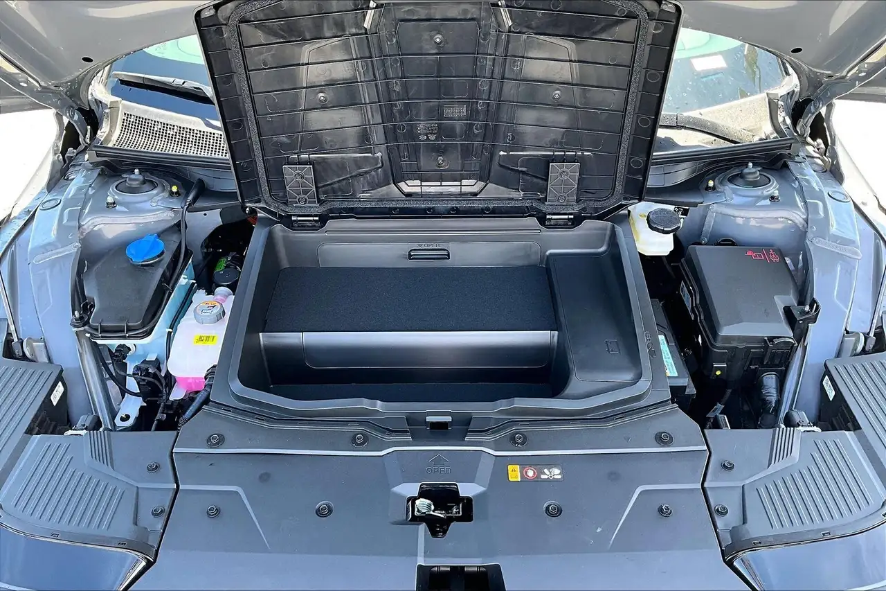 Hyundai IONIQ 5 снимка Hyundai IONIQ 5