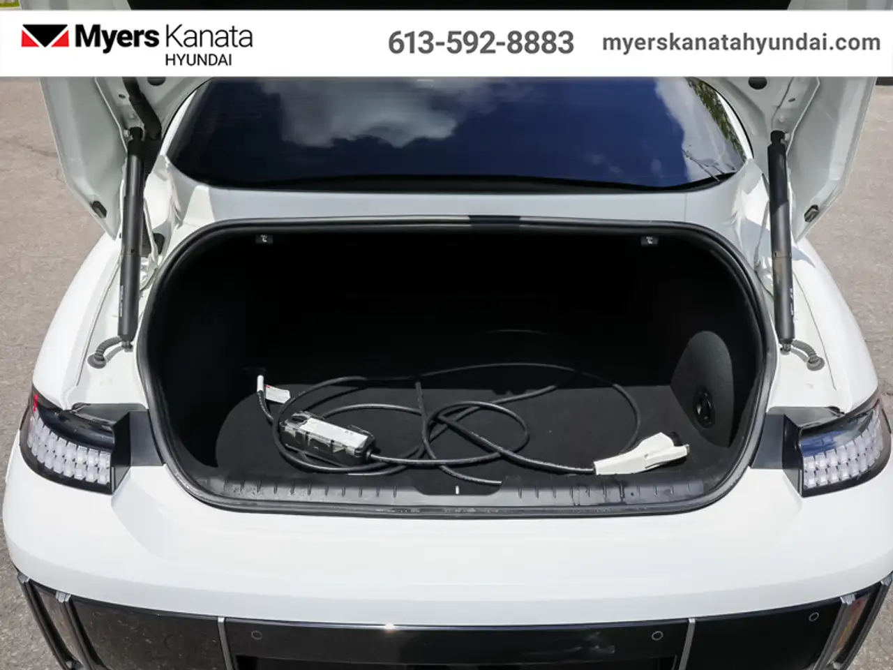 Hyundai IONIQ 6 photo Hyundai IONIQ 6