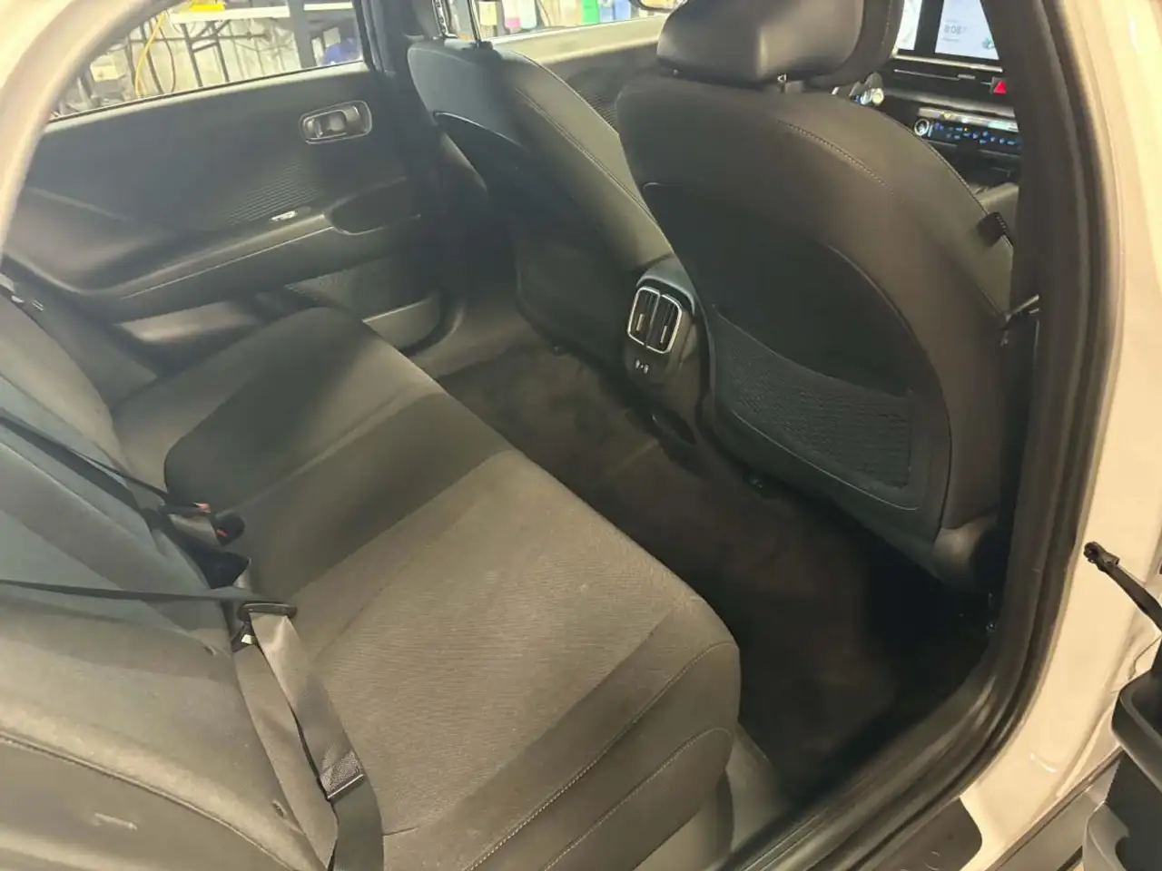 Hyundai IONIQ 6 снимка Hyundai IONIQ 6