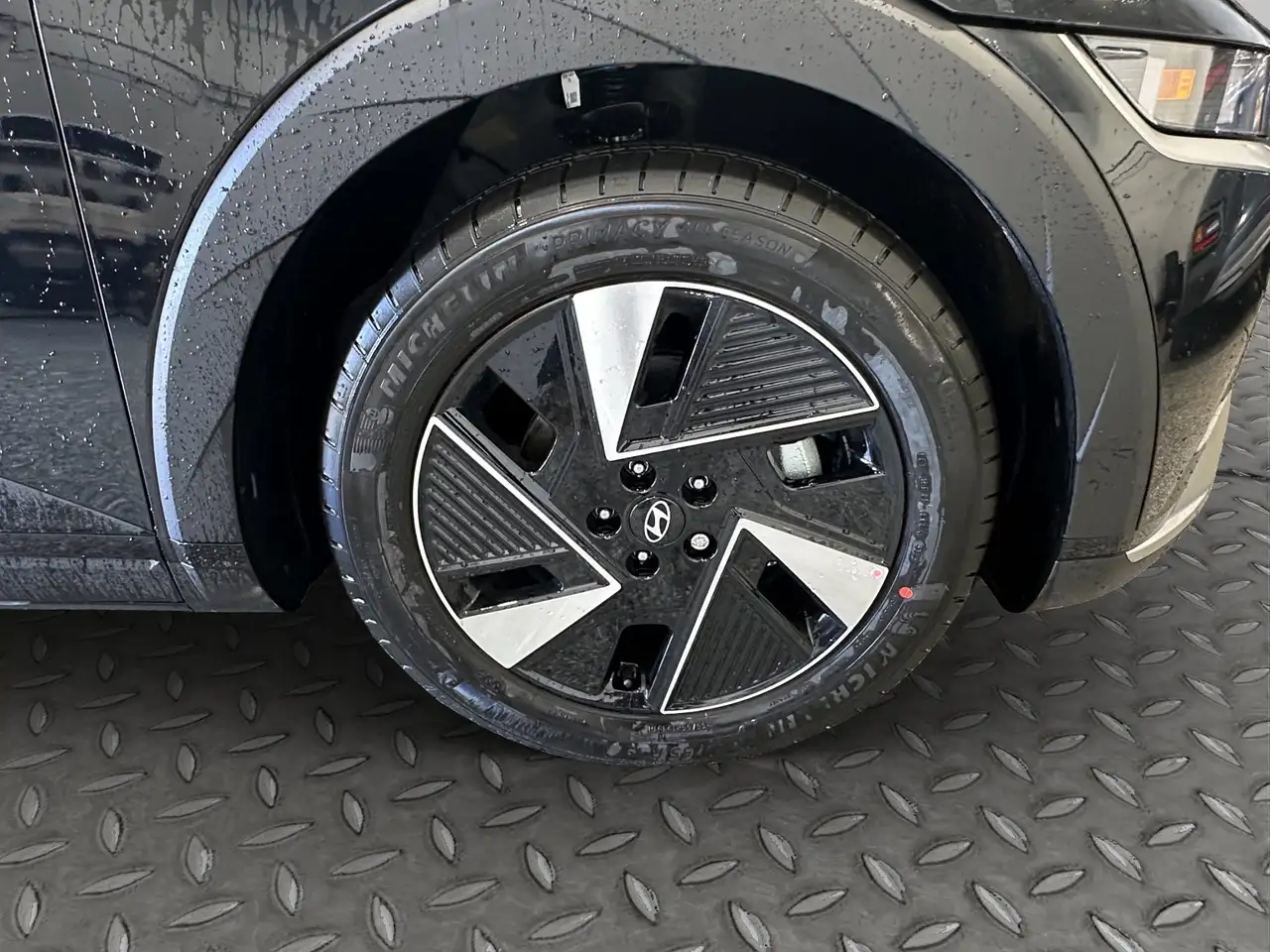 Hyundai IONIQ 5 снимка Hyundai IONIQ 5