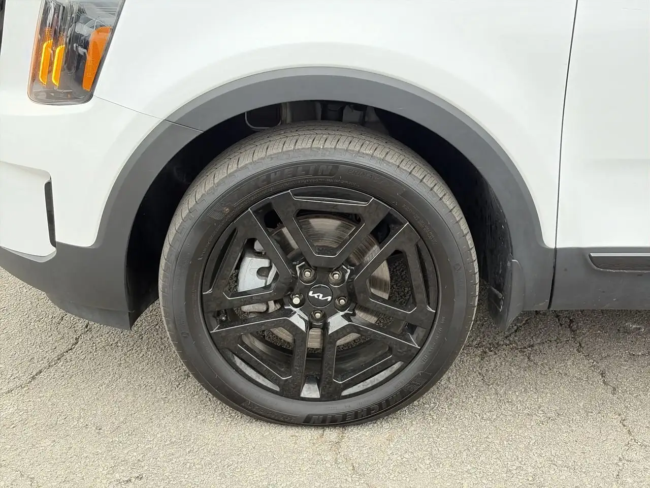 Kia Telluride снимка Kia Telluride