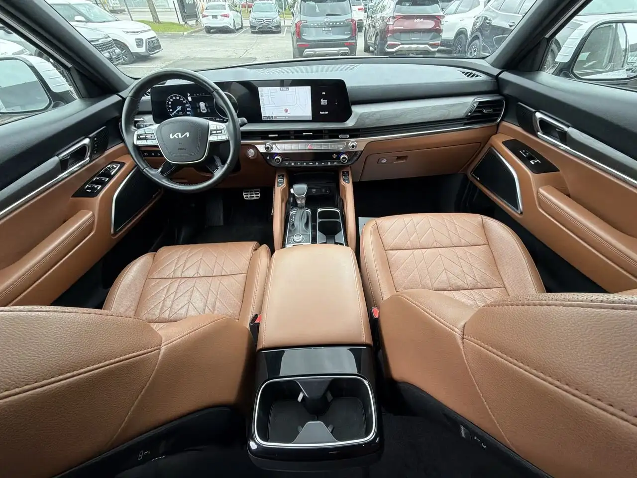 Kia Telluride снимка Kia Telluride