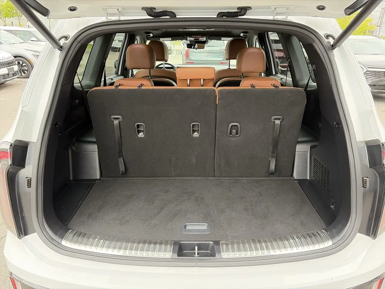 Kia Telluride снимка Kia Telluride
