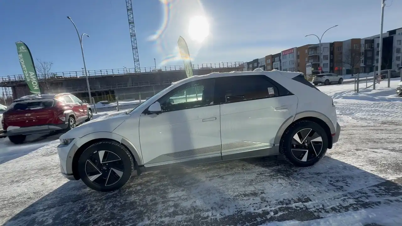 Hyundai IONIQ 5 снимка Hyundai IONIQ 5