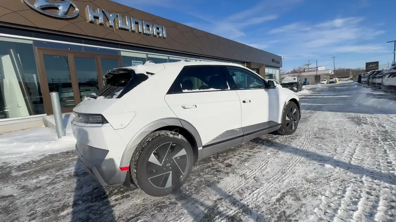 Hyundai IONIQ 5 снимка Hyundai IONIQ 5