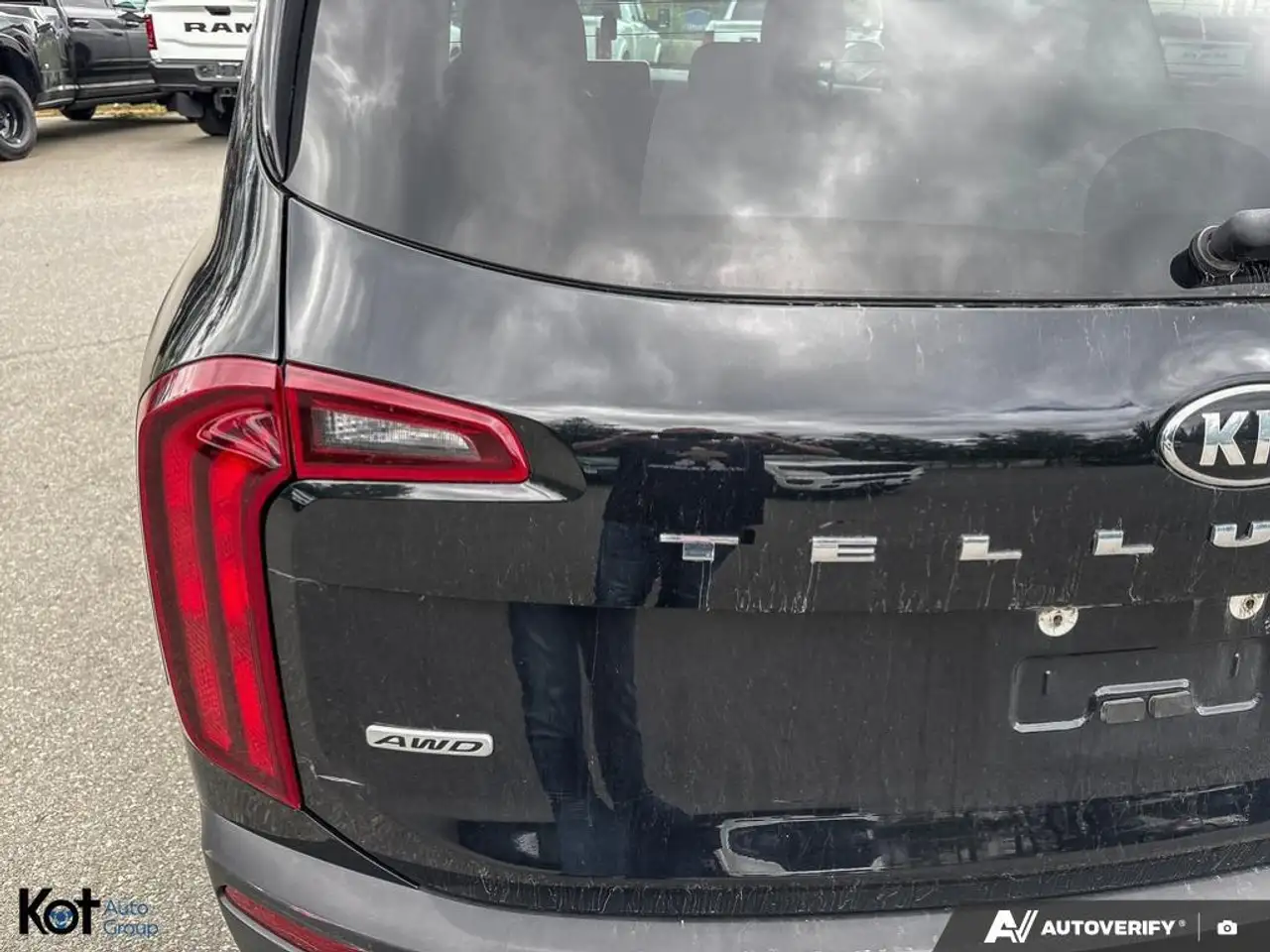 Kia Telluride снимка Kia Telluride