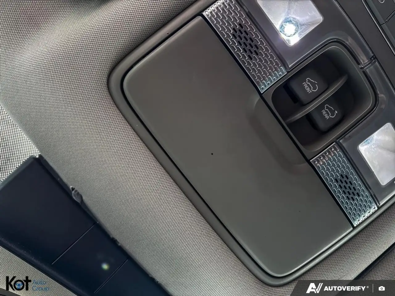 Kia Telluride снимка Kia Telluride