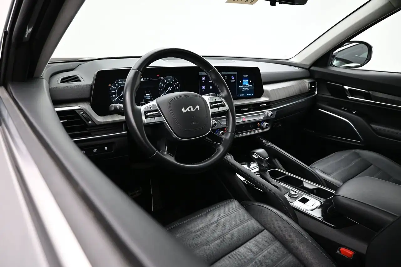 Kia Telluride photo Kia Telluride