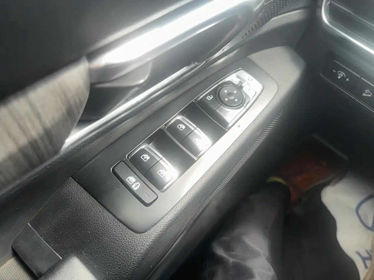 Kia Telluride снимка Kia Telluride