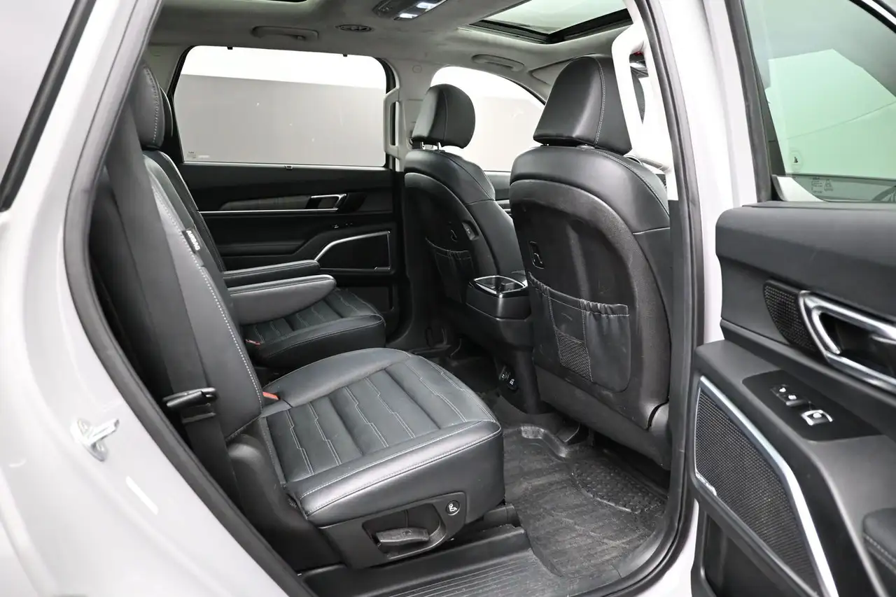 Kia Telluride photo Kia Telluride