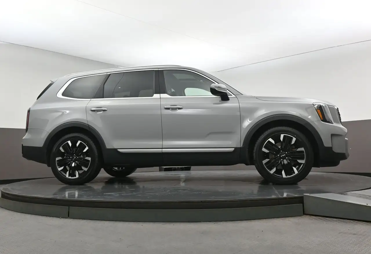 Kia Telluride photo Kia Telluride