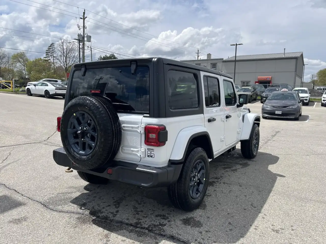 Jeep Wrangler снимка Jeep Wrangler