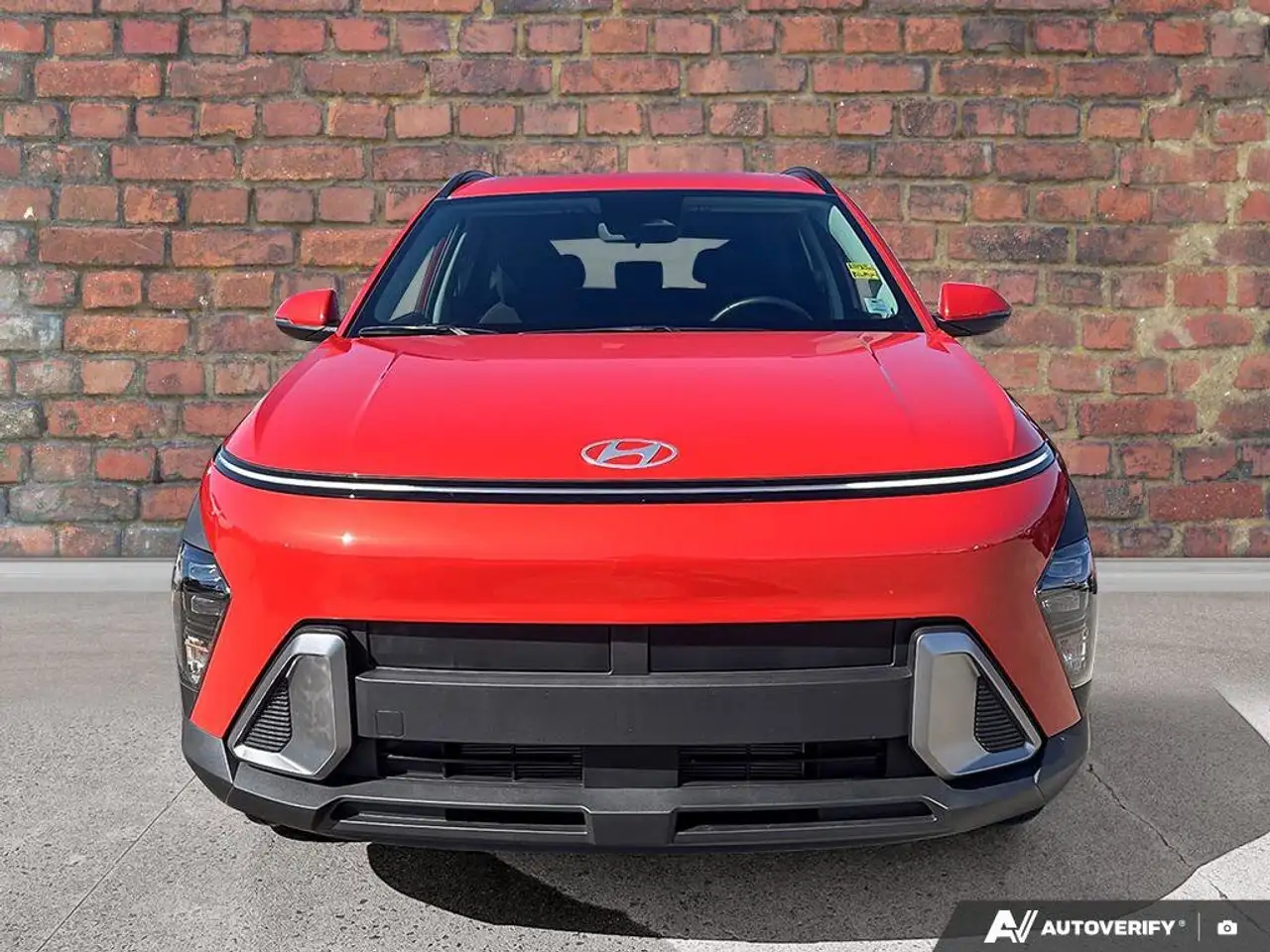 Hyundai KONA снимка Hyundai KONA