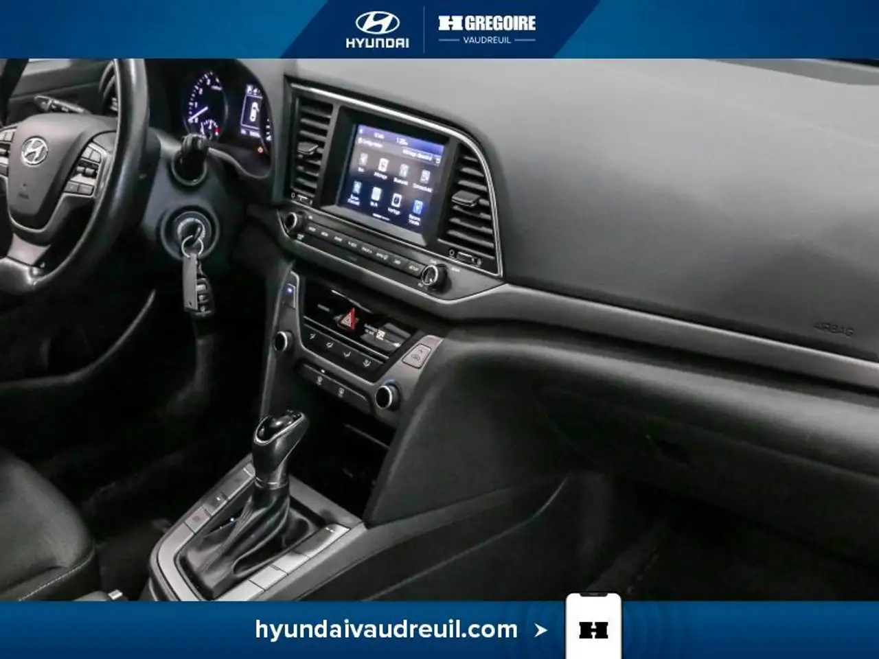 Hyundai ELANTRA снимка Hyundai ELANTRA
