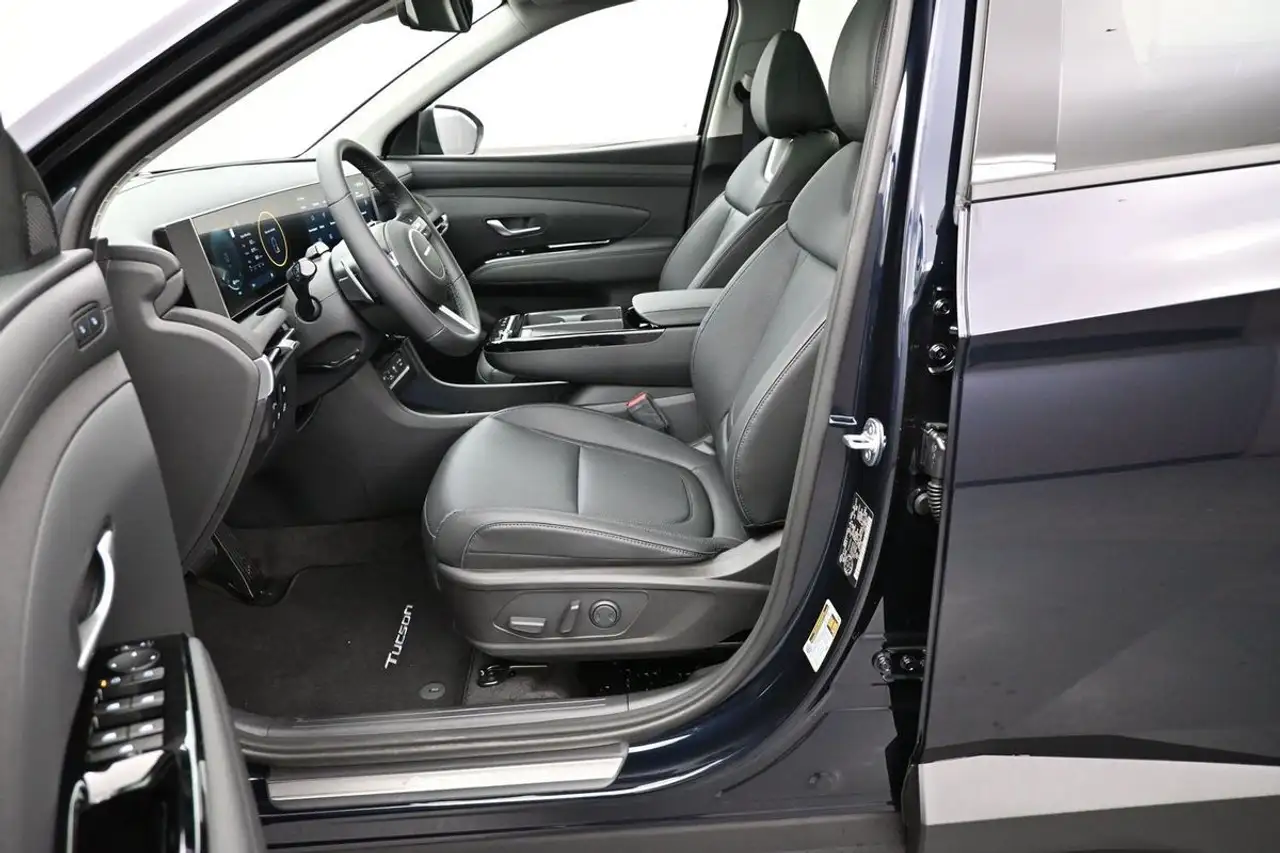 Hyundai TUCSON photo Hyundai TUCSON
