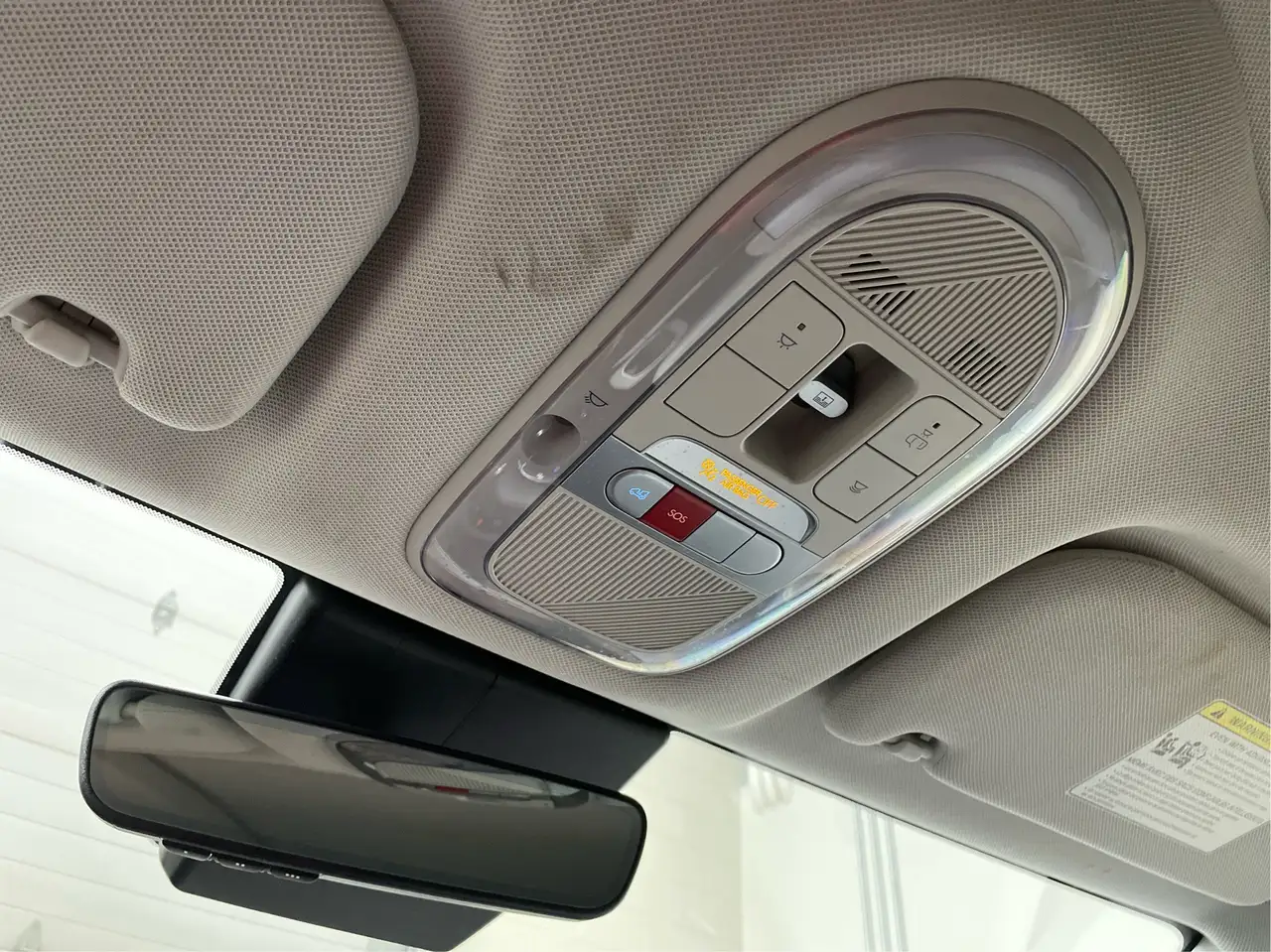 Hyundai IONIQ 5 photo Hyundai IONIQ 5