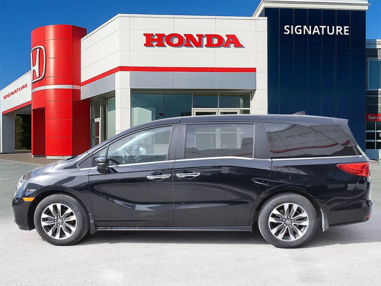 Honda Odyssey снимка Honda Odyssey