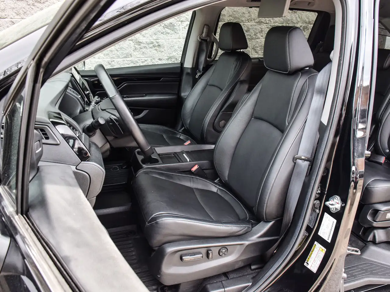 Honda Odyssey снимка Honda Odyssey