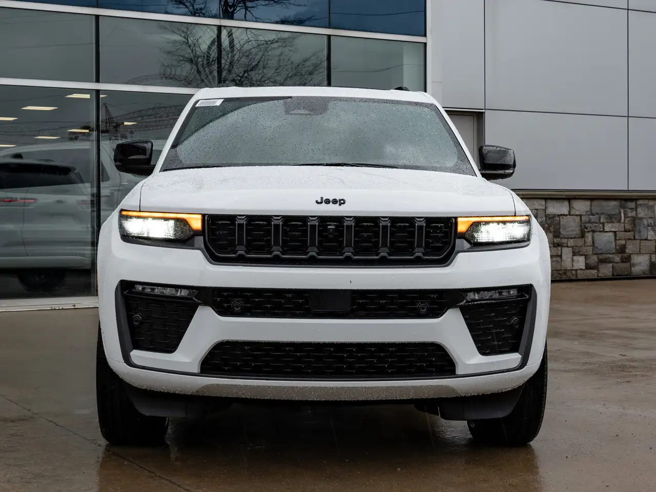 Jeep Grand Cherokee снимка Jeep Grand Cherokee