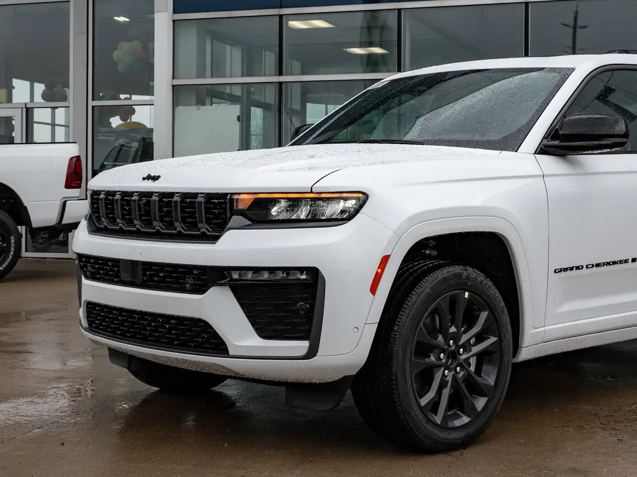Jeep Grand Cherokee снимка Jeep Grand Cherokee
