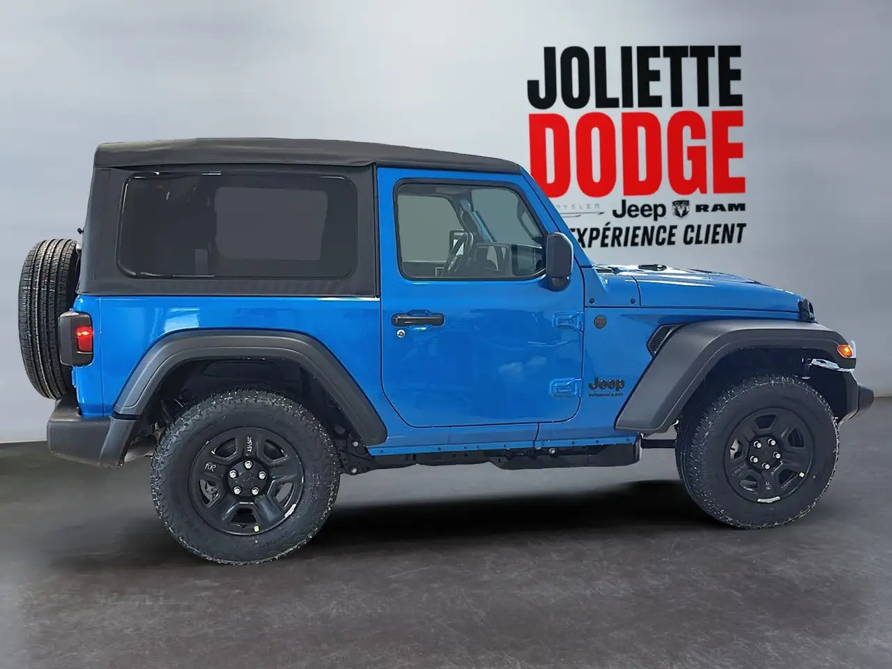 Jeep Wrangler photo Jeep Wrangler