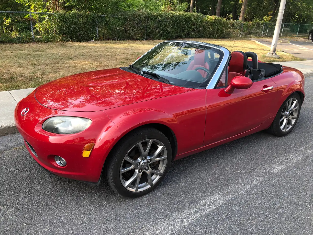 Mazda MX-5 Miata fotografie Mazda MX-5 Miata
