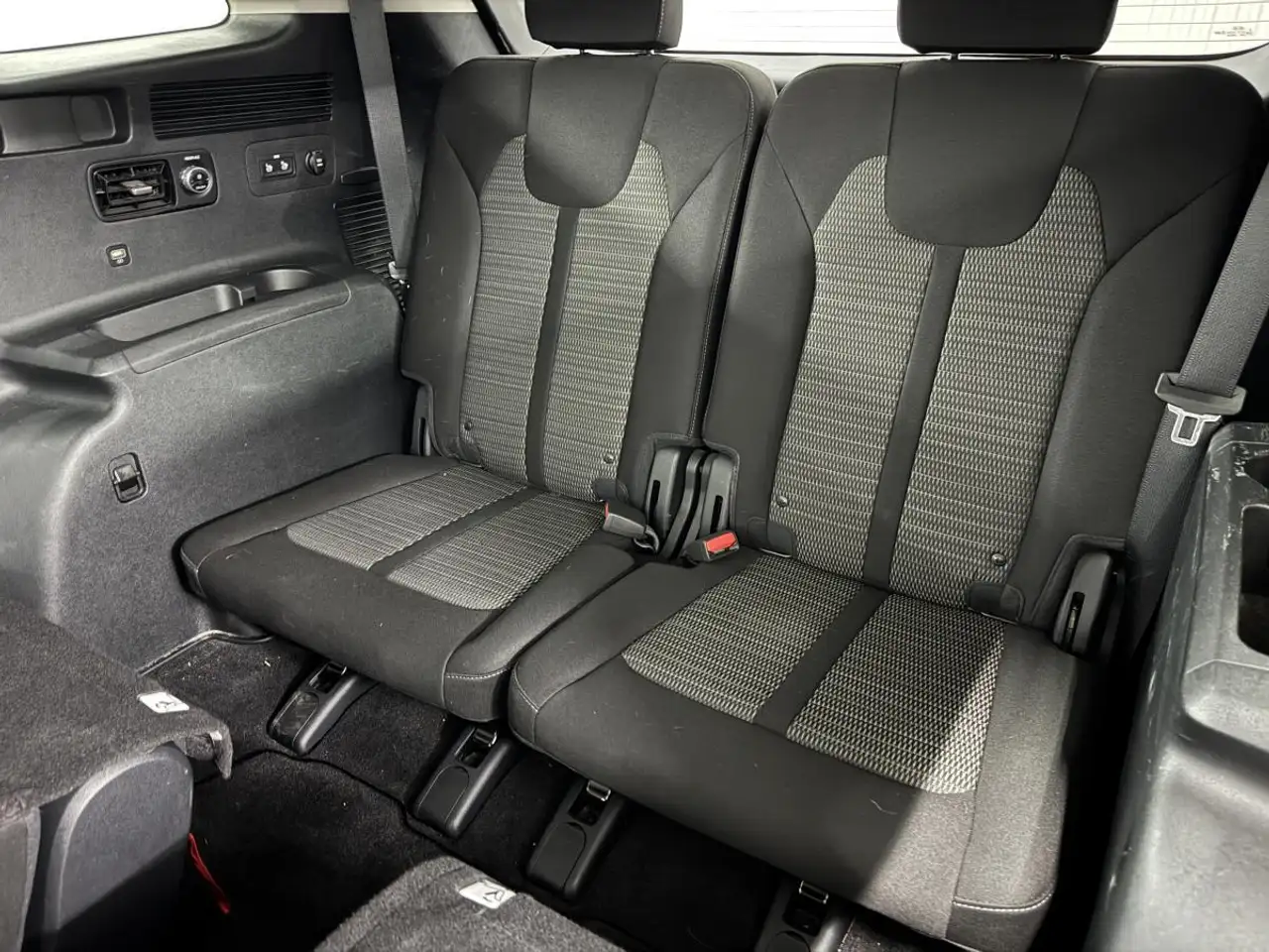 Kia Sorento photo Kia Sorento