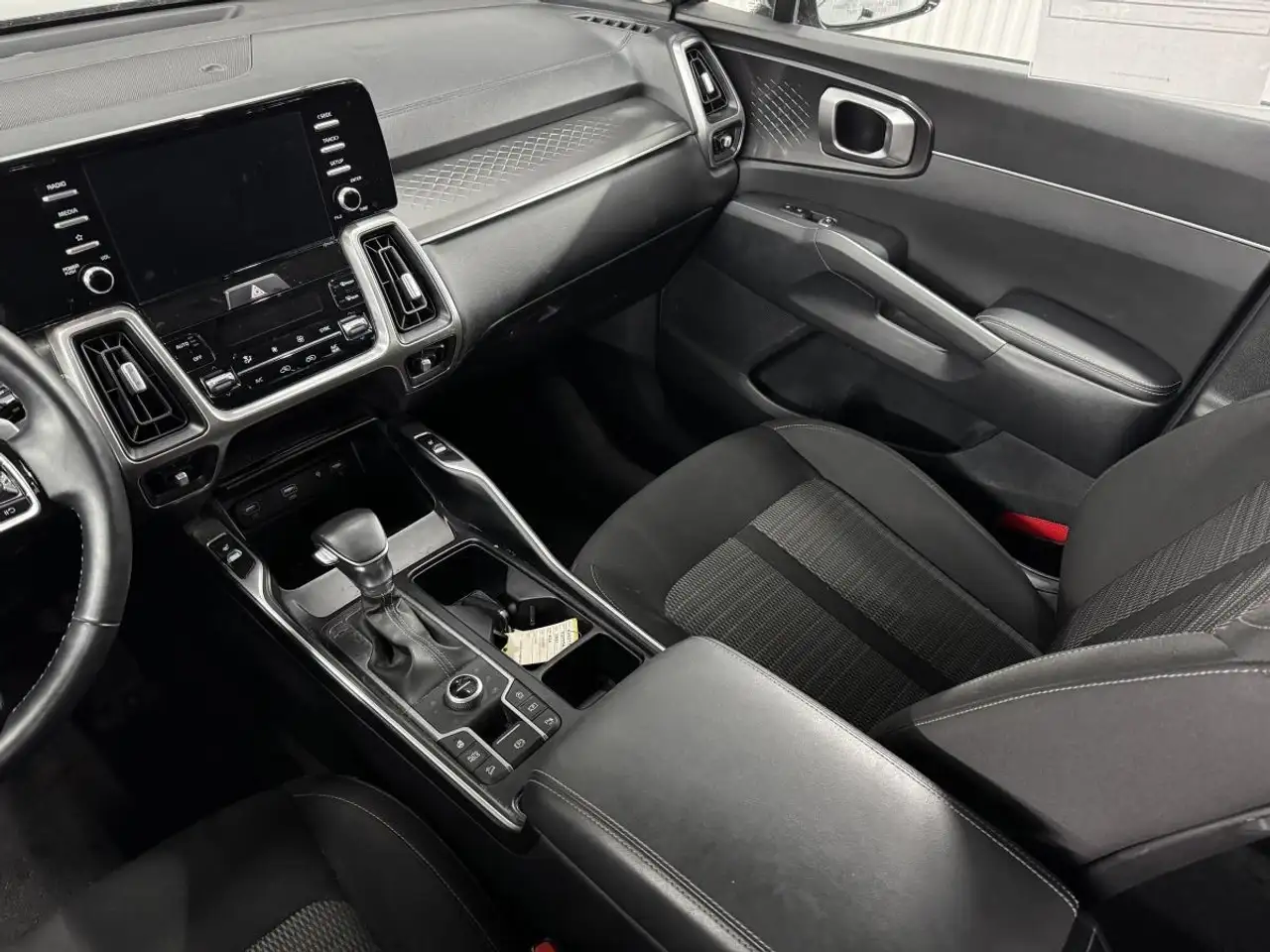 Kia Sorento photo Kia Sorento