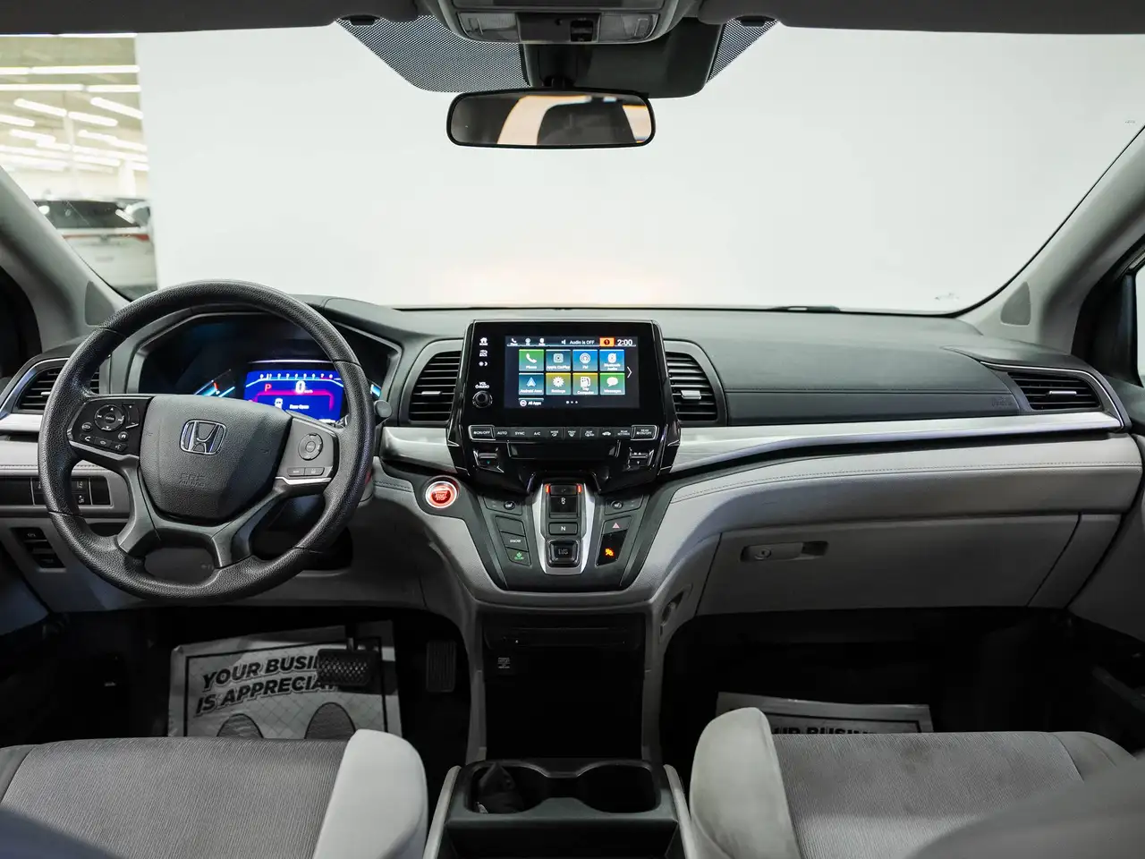 Honda Odyssey снимка Honda Odyssey