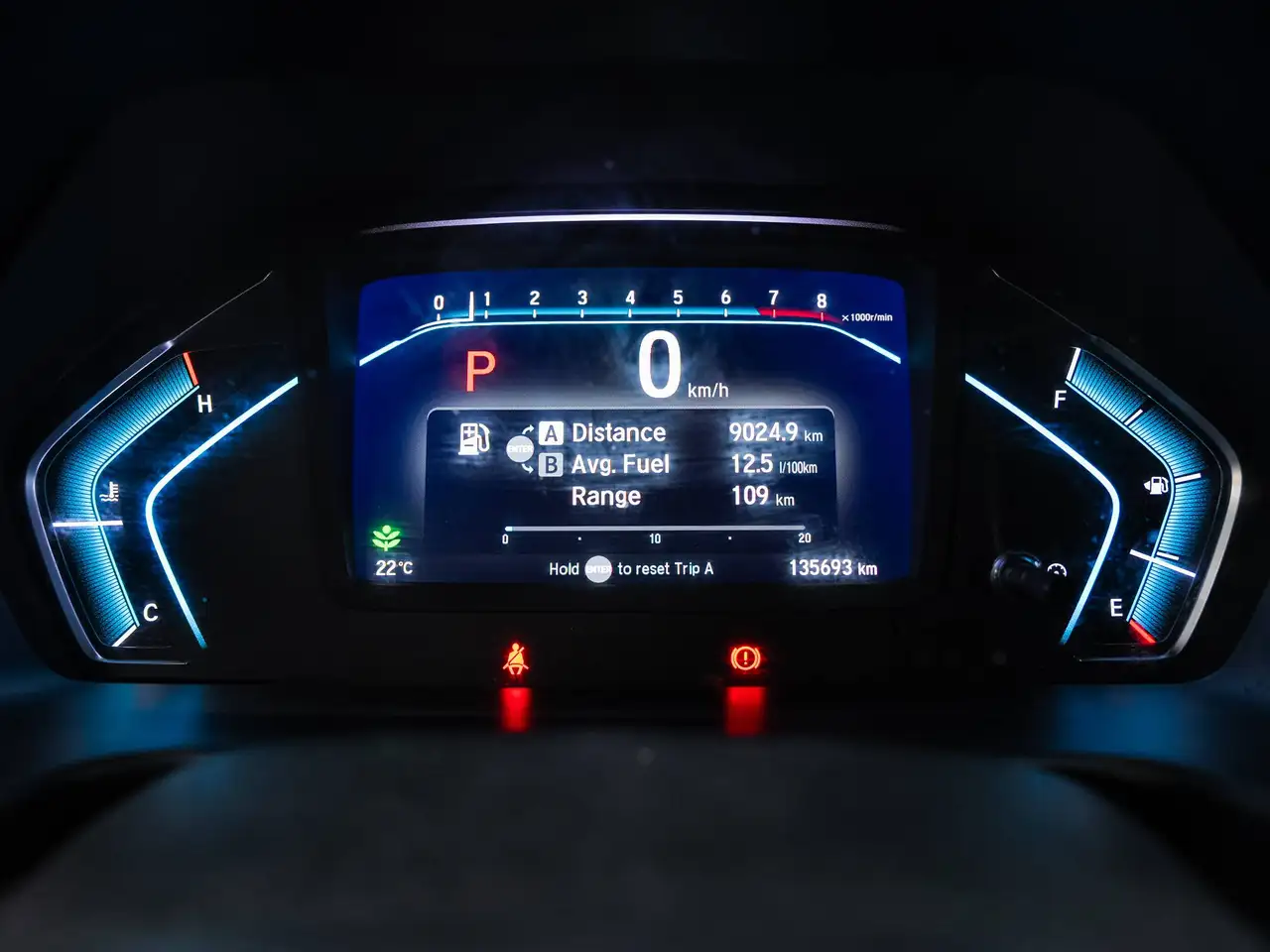 Honda Odyssey снимка Honda Odyssey