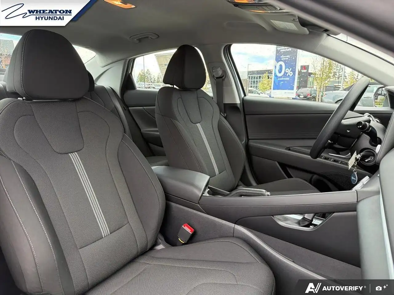 Hyundai ELANTRA снимка Hyundai ELANTRA