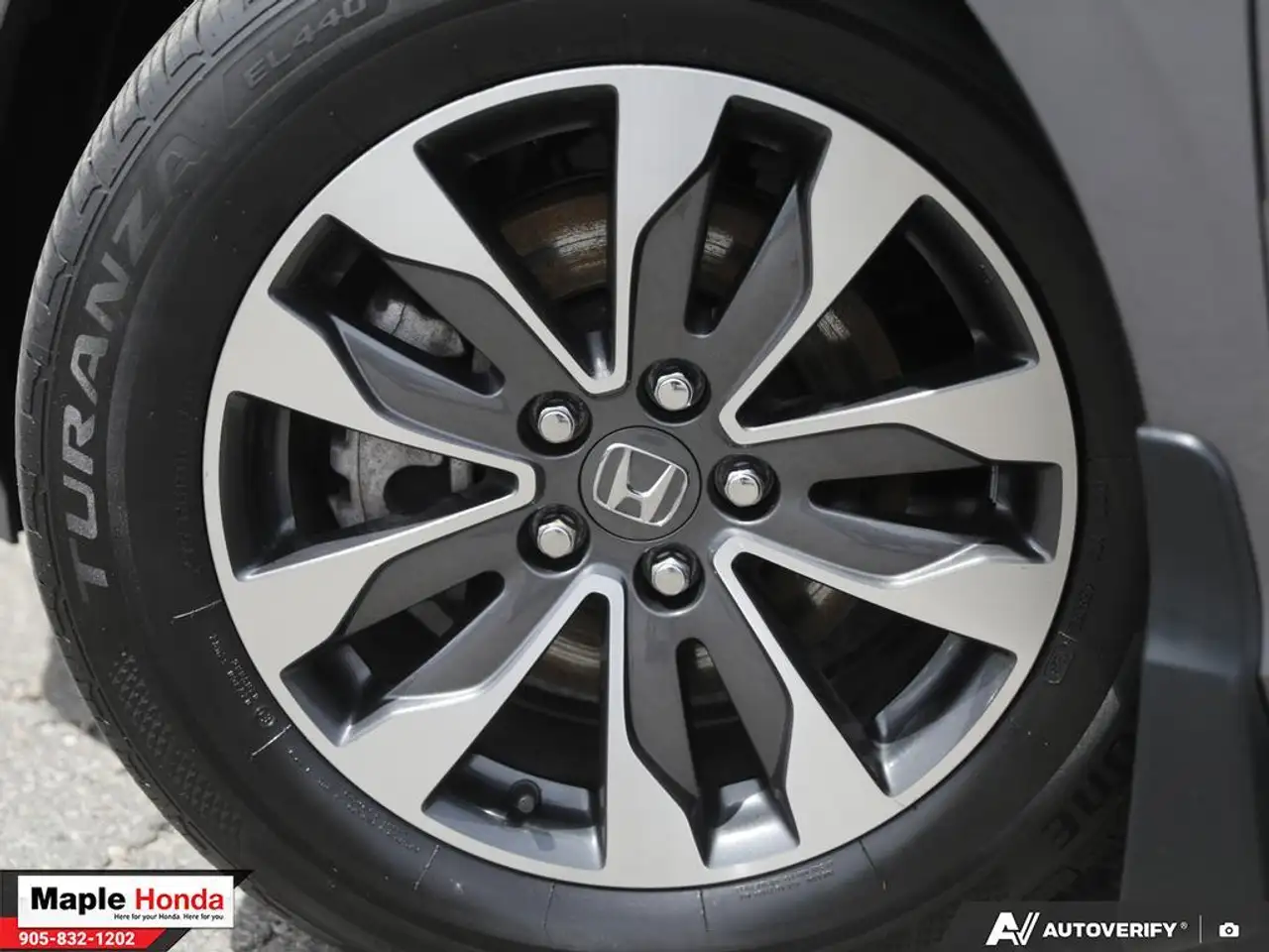 Honda Odyssey снимка Honda Odyssey