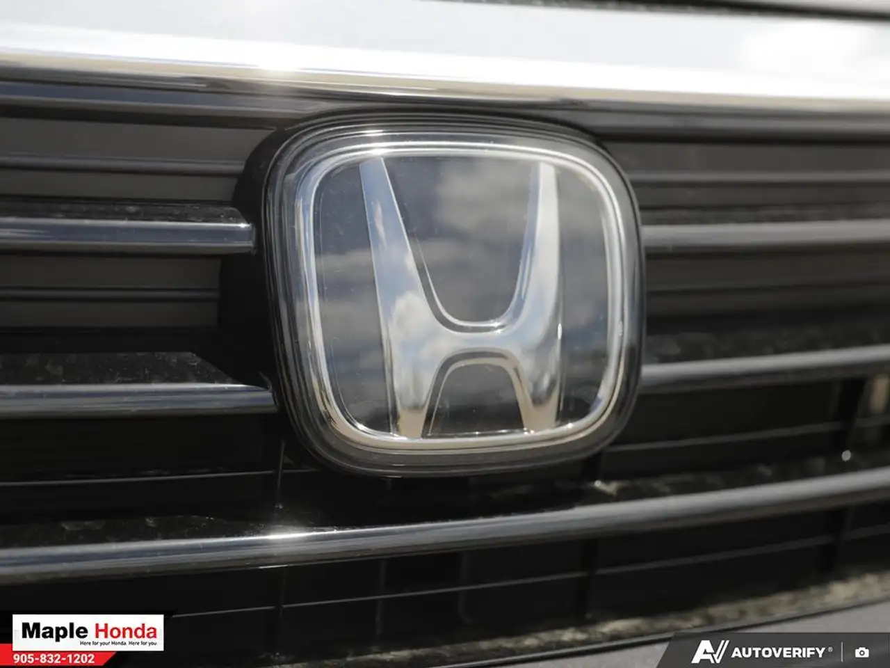 Honda Odyssey снимка Honda Odyssey