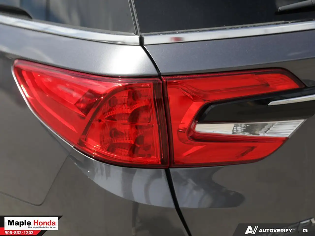 Honda Odyssey снимка Honda Odyssey