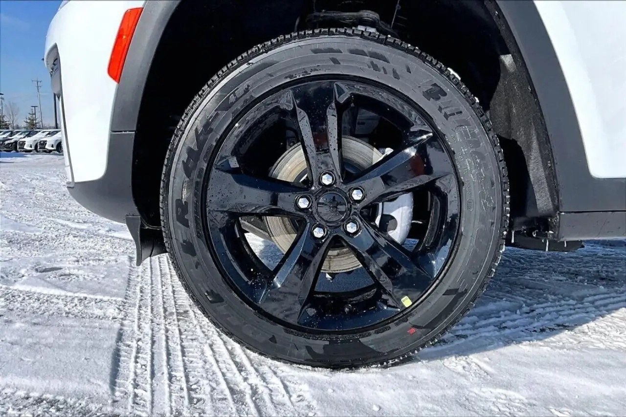 Jeep Grand Cherokee снимка Jeep Grand Cherokee