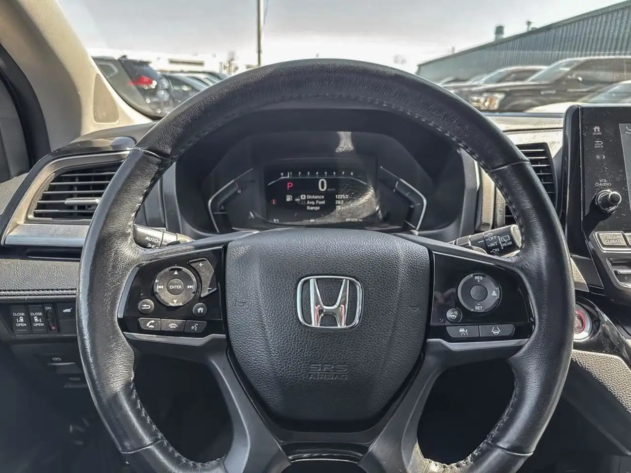 Honda Odyssey снимка Honda Odyssey