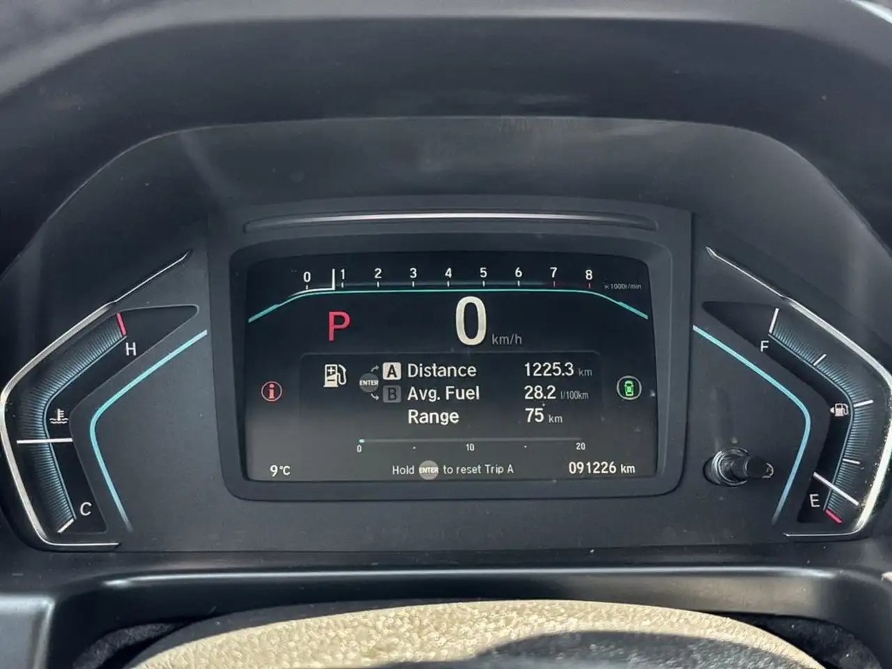 Honda Odyssey снимка Honda Odyssey
