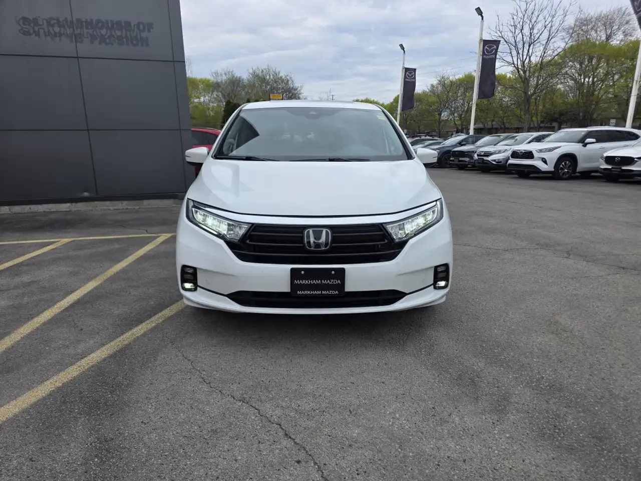 Honda Odyssey снимка Honda Odyssey