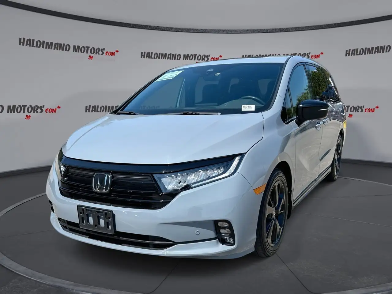 Honda Odyssey снимка Honda Odyssey