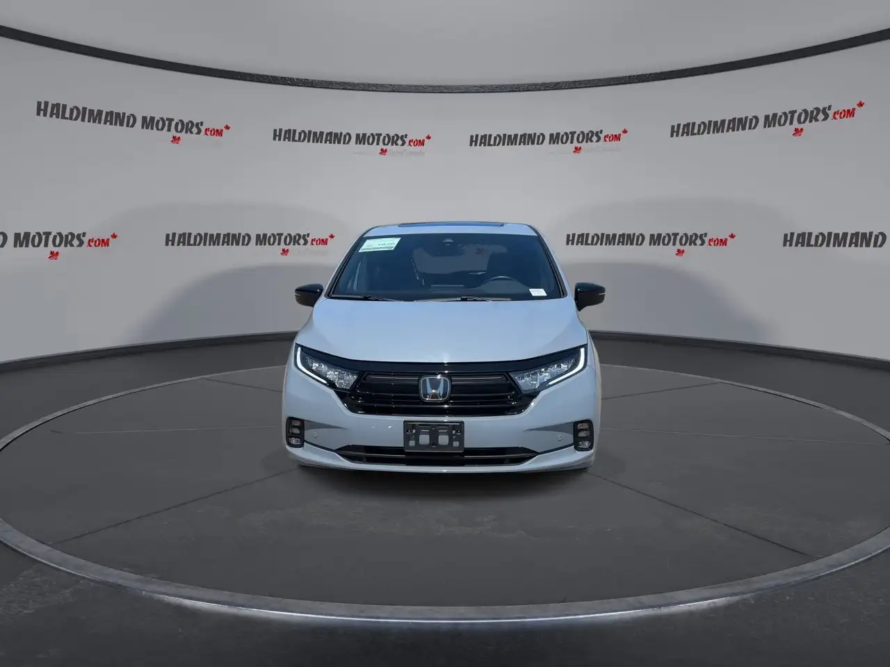 Honda Odyssey снимка Honda Odyssey